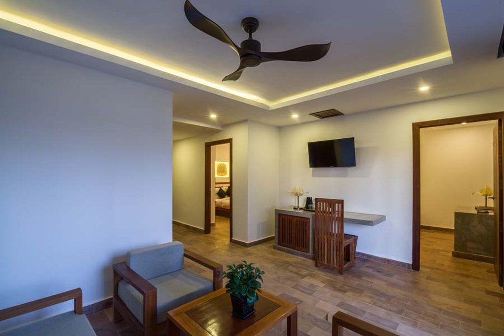 The Thirdfold Residence Siem Reap Eksteriør billede A suite at the hotel